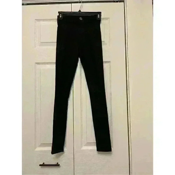 BELLA SKINNY JEANS IN BLACK DENIM - Picture 2 of 7